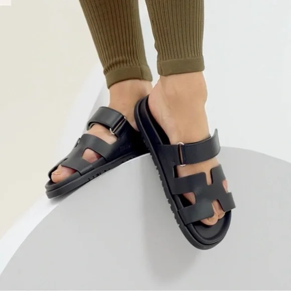 NWT - Authentic- Never Worn- Hermes Chypre Women sandal, noir; Size: … - Picture 3 of 14
